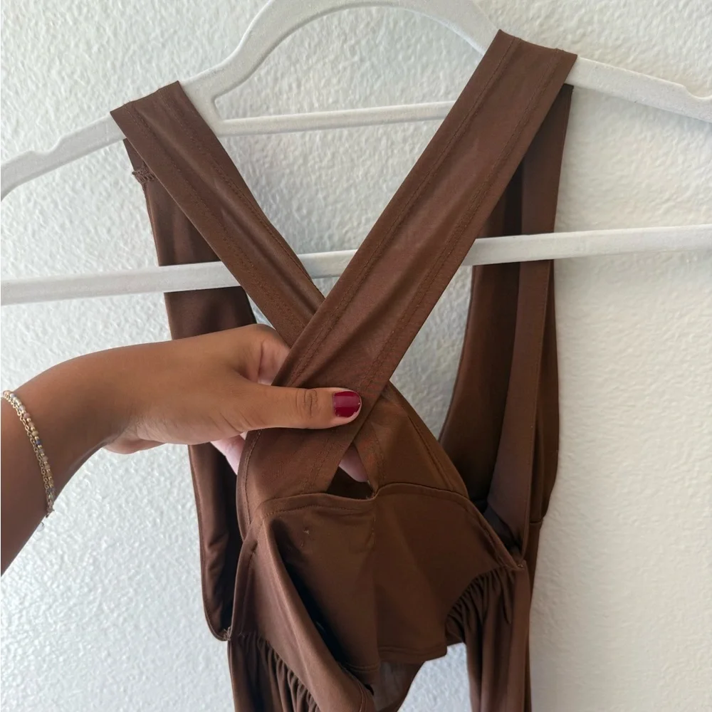 Urban Outfitters Phoenix Plunging Back-Tie Top - Picture 2 of 6